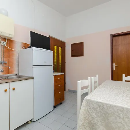 Apartments Stomorska * Stomorska