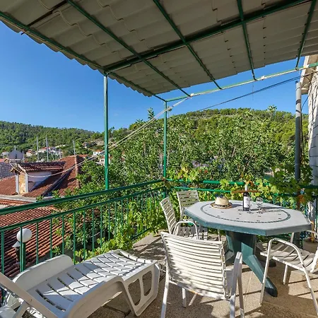 Lorena Appartement *